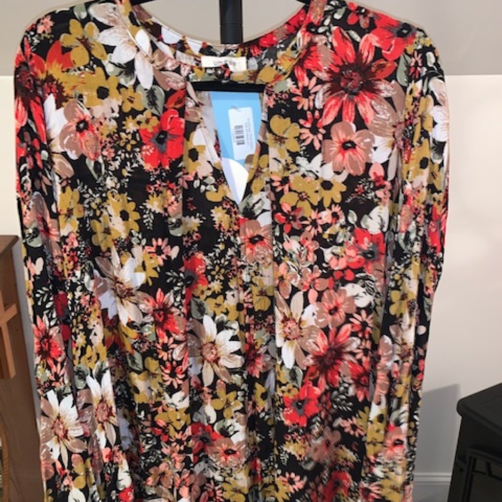 Umgee Floral Tunic Brand New